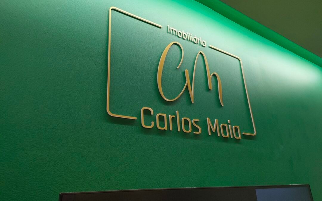 IMOBILIÁRIA CARLOS MAIA